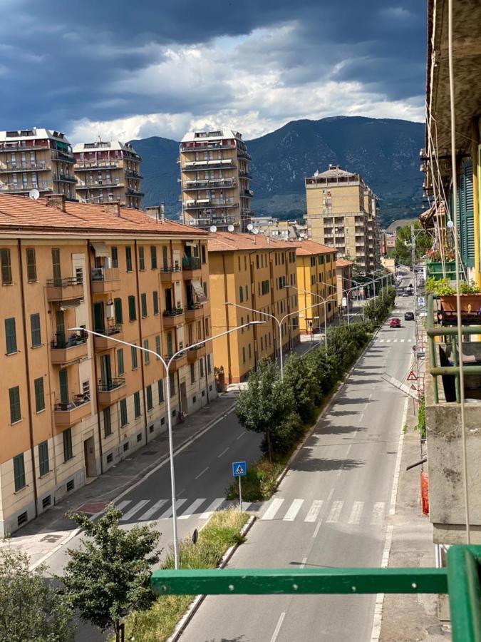 La Casa Di Alan Terni Exterior foto