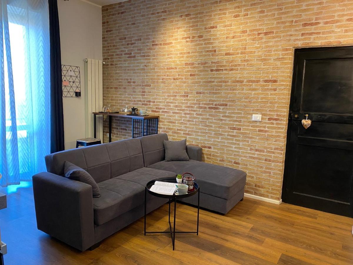 La Casa Di Alan Terni Exterior foto